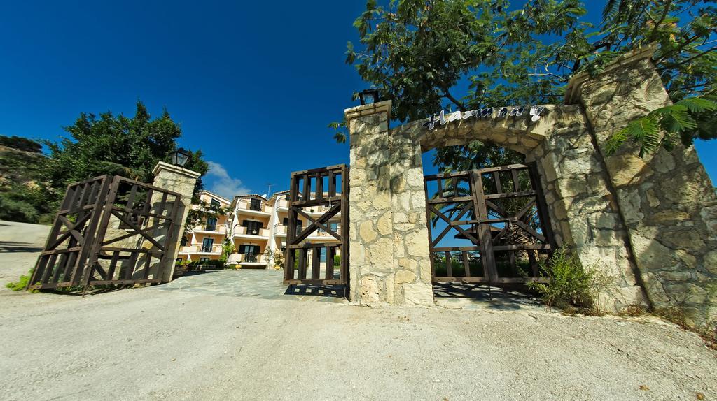 Harmony Hotel Keri Exterior photo