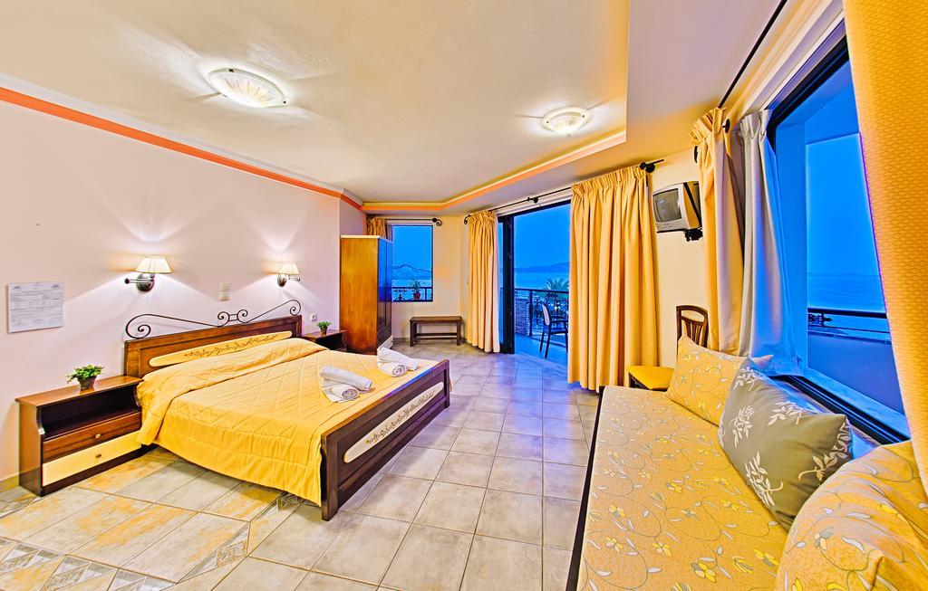 Harmony Hotel Keri Room photo